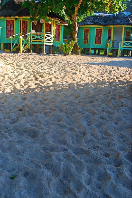 Taufua Beach Fales Lalomanu Habitación foto